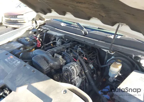 2011 Chevrolet Silverado 1500 Work Truck from USA, damaged, VIN 1GCRCPE00BZ391956